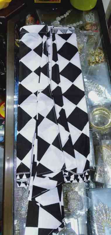 Sapi Urang Atau Tapih Motif Poleng Bali Siap Pakai Hitam Putih