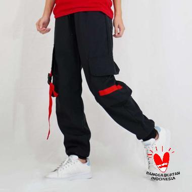 Celana Jogger Hitam Okechuku Jual Produk Terbaru Juli 2020 Blibli Com Dengan menggabungkan model gaya celana resmi dan celana. blibli