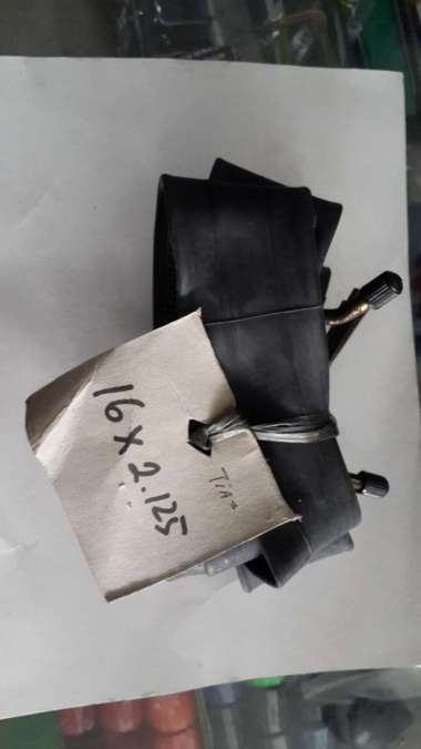 ban dalam sepeda listrik selis uk 16x2.125 pentil benkok (L) 16x2.125 lokal