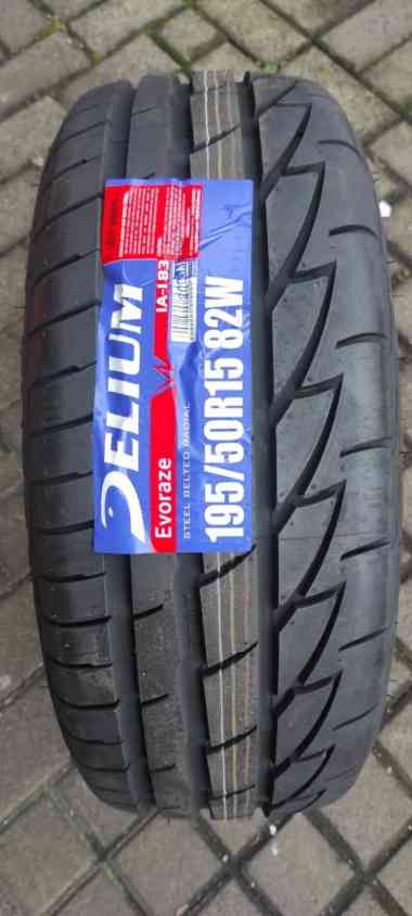 Delium EVORAZE Ukuran 195/50 R15 - Ban Mobil Semi Slick Brio Jazz