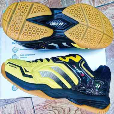 Sepatu Badminton Yonex Harga Terbaru Oktober 2020 Blibli Com