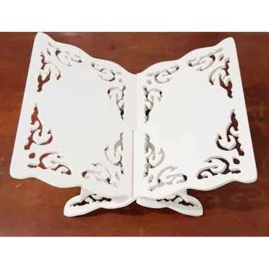 Rak Al Quran Tempat Baca Al Quran Putih