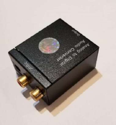 DAC Analog to Digital Audio Converter / Conveter Audio + kabel optik