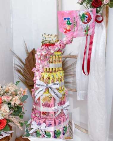 Snack Cake / Kue Ulang Tahun Snack / Snack Tower Yupi Pocky Susu Ultra
