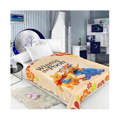 Monalisa Motif Winnie The Pooh Selimut