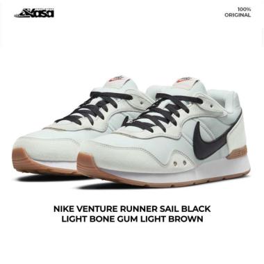 nike venture runner red