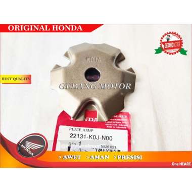 TUTUP RUMAH ROLLER PLAT RAMP BEAT GENIO 110 SCOOPY 2020 ORI AHM K0J