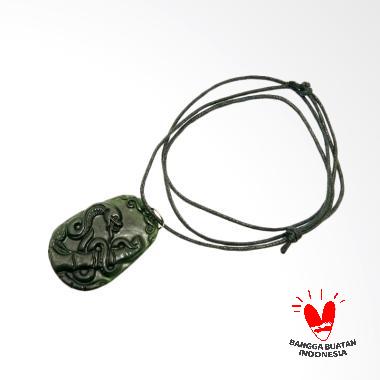 Vee Batu Giok Hitam Bergambar Shio Ular Kalung Liontin Black