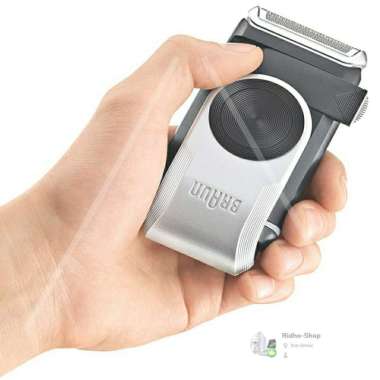 Braun M90 Mobile Shaver for Precision Trimming