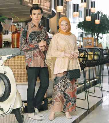 BATIK COUPLE KEBAYA BRUKAT BROKAT MAXMARA SET KEMEJA GOLD M