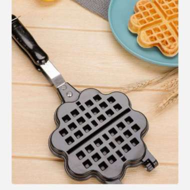 waffle maker - croffle maker - waffle pan anti pengket - love Multicolor