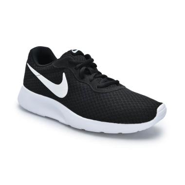 sepatu nike sportswear