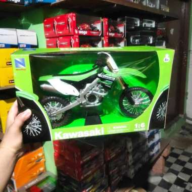 harga Diecast miniatur motor trail kawasaki 1:6 besar motocross offroad Blibli.com