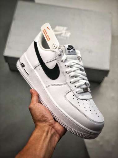 Jual Nike Air Force 1 Black And White Terbaik Mei 2022 - Harga Murah \u0026  Gratis Ongkir - Blibli