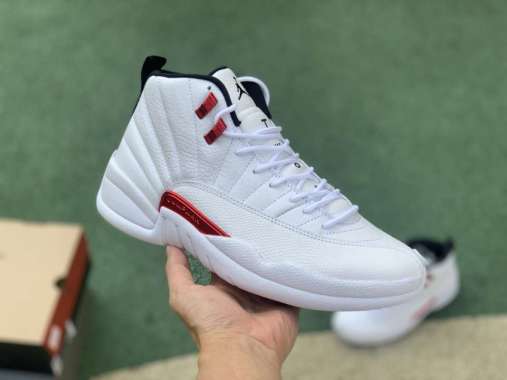 Sepatu Air Jordan 12 Original Terbaru Mei 2022 | Blibli