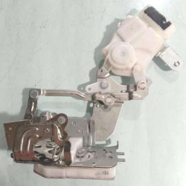 Door Lock-Sliding Door Kanan -RH Daihatsu Grand Max- Luxio Original
