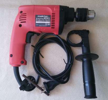 MAKTEC MT-811 Mesin Bor (Bor 13 mm)