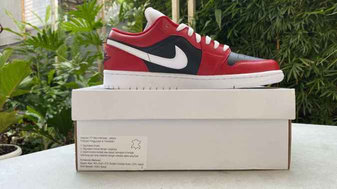 Jual Air Jordan 1 Low Chicago Terbaru \u0026 Original - Harga Promo Juni 2022 |  Blibli