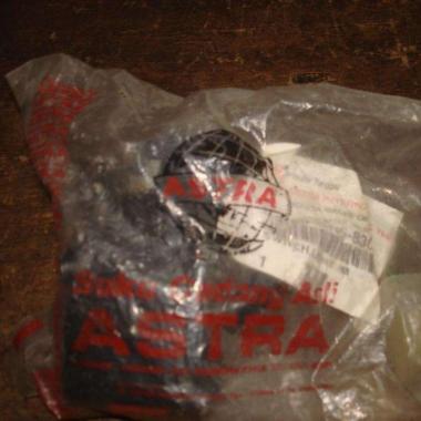 Holder Kanan Astrea Grand Original Honda Astra Black