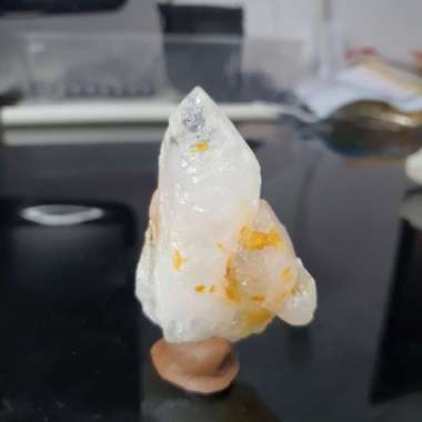 CLEAR QUARTZ 69 GRAMS CQL69001