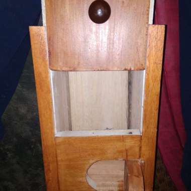 GLODOK BURUNG LOVEBIRD(kandang tempat bertelur)