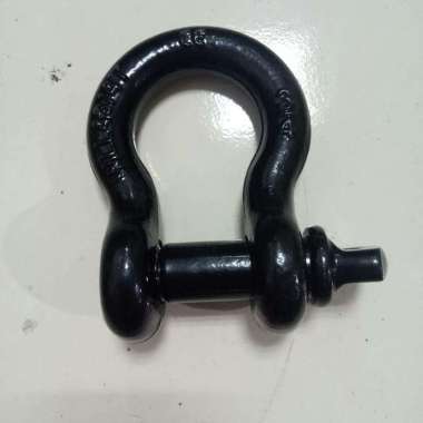 Shackle 3/4" Black