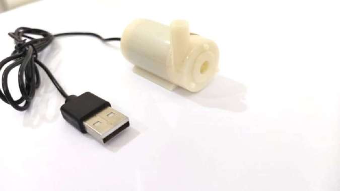 Water pump micro mini submersible 3V5v6v USB DC horiz tp selang