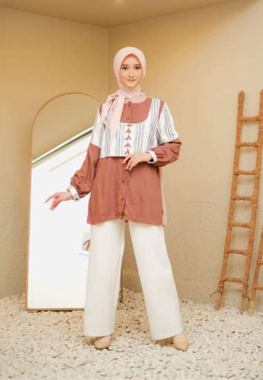 [CLEARANCE SALE] My Daily Hijab Karla Blouse Brown