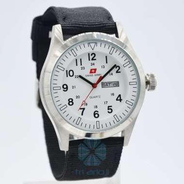 Swiss Army Quartz Kanvas / Nylon SA-1881G Tanggal Hari Silver