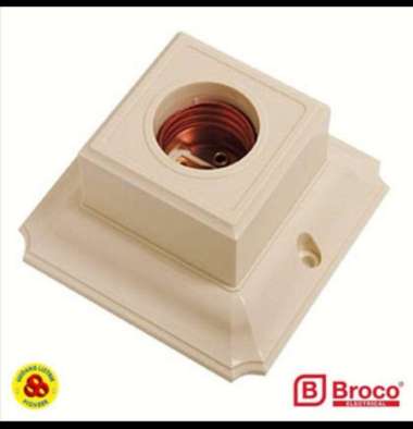 fitting PLAFON BROCO KOTAK rumah lampu tempel