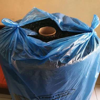 plastik bubble wrap hitam 1m x 1.25m