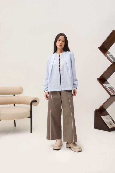 Affra Blouse Baby Blue S-M