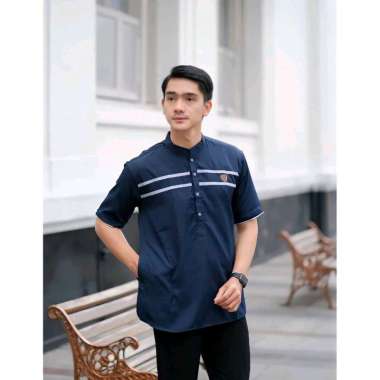 Baju Koko Kurta Lenga Pendek // Pakaian Muslim Pria Motif Garis Bahan Katun Navy M