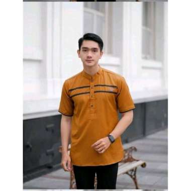 Baju Koko Kurta Lenga Pendek // Pakaian Muslim Pria Motif Garis Bahan Katun Kunyit M