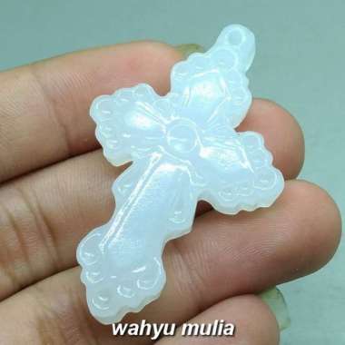 Kalung Batu Akik Ukir salib Asli (Kode 990) Putih