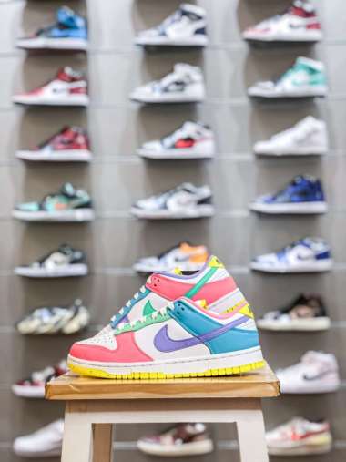Jual Nike Dunk Low Easter Terbaik Februari 2022 - Harga Murah \u0026 Gratis  Ongkir - Blibli