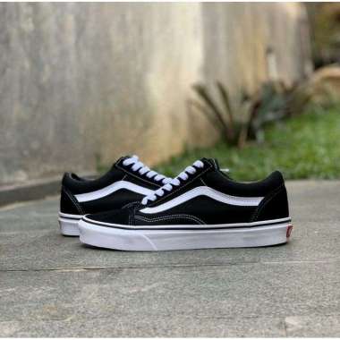 sneakers vans terbaru