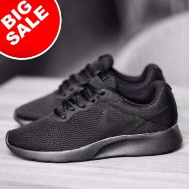 nike tanjun black original
