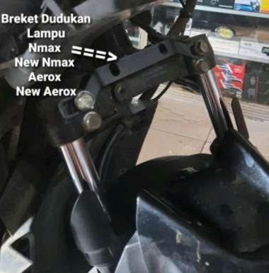 Breket dudukan lampu tembak new nmax new aerox 155