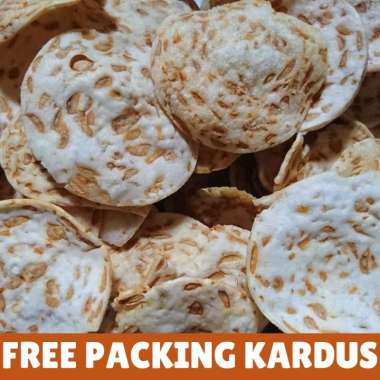 Jajanan kiloan pedas asin 250 gram cemilan makanan ringan jajanan snack kiloan Keripik Tempe Sagu