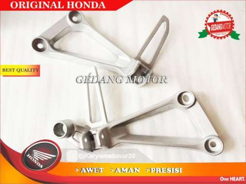 DUDUKAN FOOTSTEP CBR150R CBR 150R KANAN KIRI SET ORI AHM K45