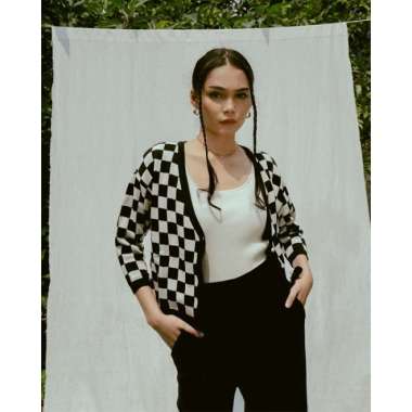 Harga Checkered Cardigan Terbaru Juli 2022 |BigGo Indonesia