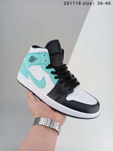 Jual Air Jordan Retro Black Toe Online Terbaru Mei 2022 - Blibli