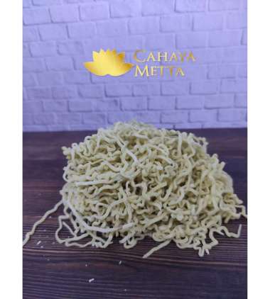 Ekonomis - Mie Mentah / Bakmi Mentah dengan 1 Telur Ayam @ 1 kg Karet