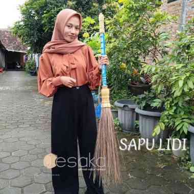 Sapu Lidi Jumbo Gagang / Sapu lidi Taman / Sapu lidi gagang Bambu unik