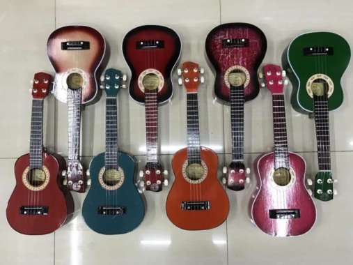 Gitar Ukulele Merk Shen Shen Murah 100 % ORIGINAL Multicolor
