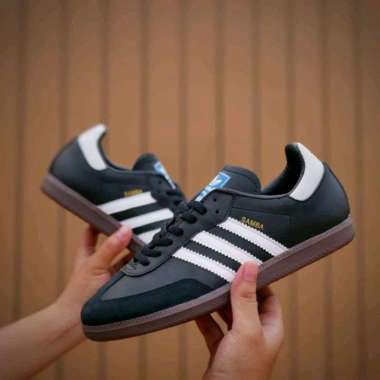 adidas samba round two