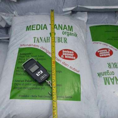 Media Tanam Tanah Subur Besar 15 Kg per karung