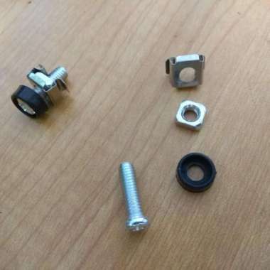 baut rack mounting - 1 set