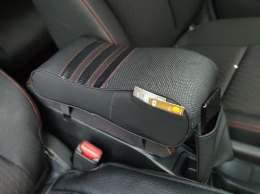 Car Arm Rest Carbon Bantal Mobil Sandaran Siku Tangan Memory Foam Carbon